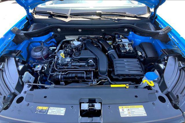 Photo of 2025 Cornflower Blue Volkswagen Taos