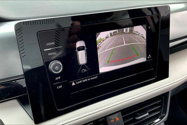 Photo of 2025 Pure White Volkswagen Taos