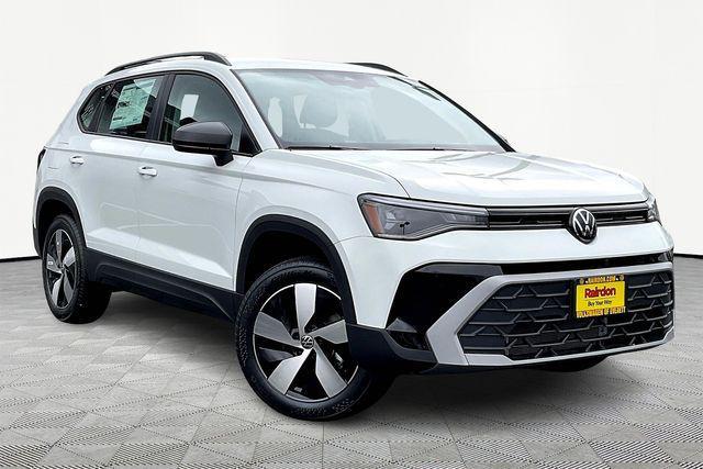 Photo of 2025 Pure White Volkswagen Taos