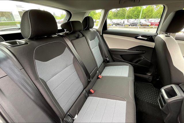 Photo of 2025 Pure White Volkswagen Taos
