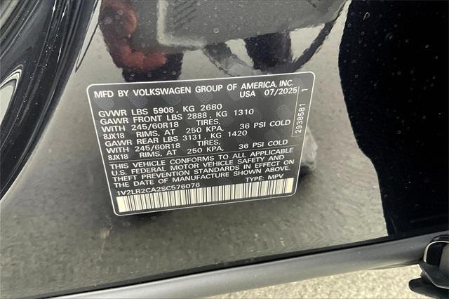 Photo of 2025 Deep Black Pearl Volkswagen Atlas