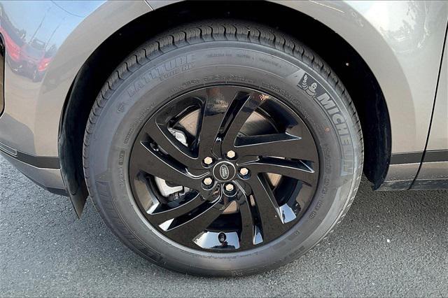 Photo of 2024 Eiger Grey Metallic Land Rover Range Rover Evoque