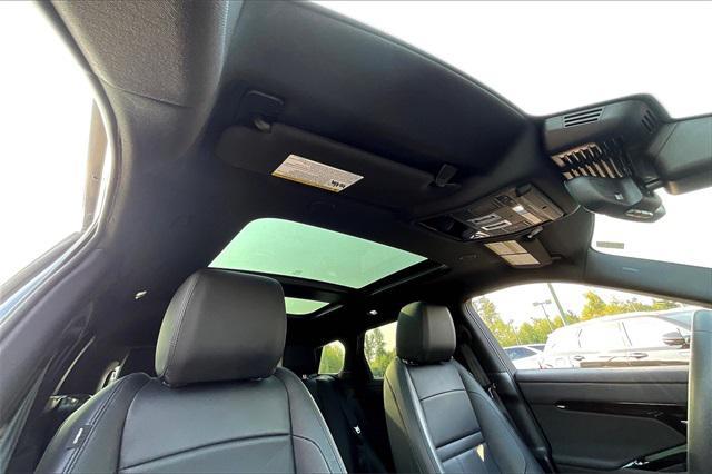 Photo of 2024 Eiger Grey Metallic Land Rover Range Rover Evoque