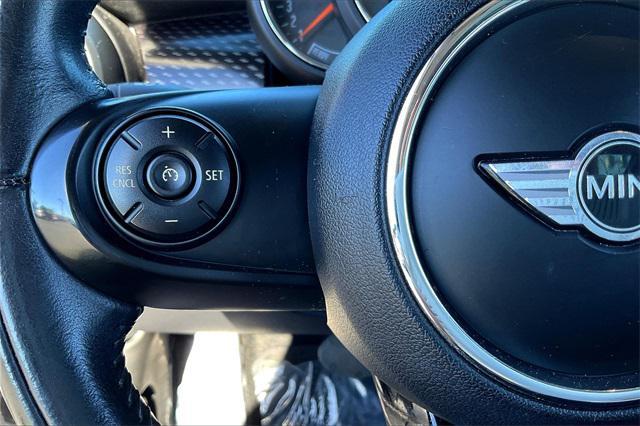 Photo of 2018 Gray Metallic MINI Hardtop