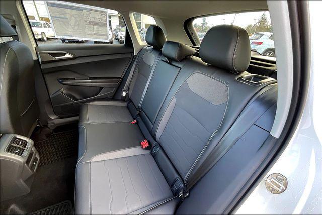 Photo of 2025 Pure White w/Deep Black Roof Volkswagen Taos