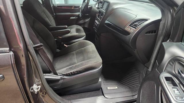 Photo of 2020 Pewter Dodge Grand Caravan