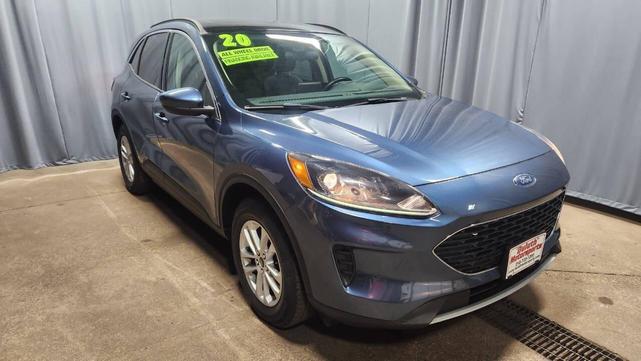 Photo of 2020 Blue Ford Escape