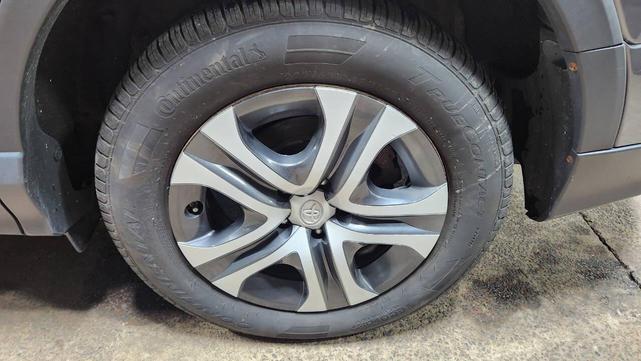 Photo of 2018 Pewter Toyota RAV4
