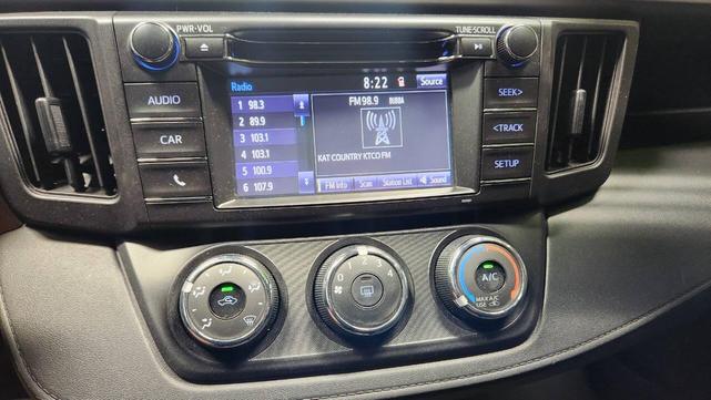 Photo of 2018 Pewter Toyota RAV4