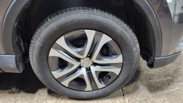 Photo of 2018 Pewter Toyota RAV4