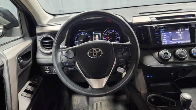 Photo of 2018 Pewter Toyota RAV4