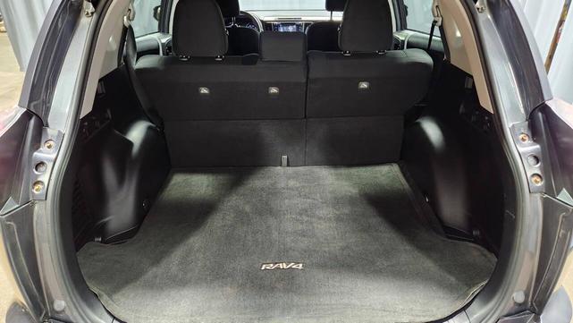 Photo of 2018 Pewter Toyota RAV4