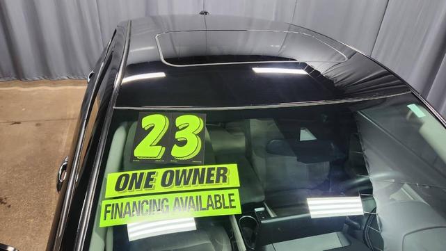 Photo of 2023 Black Nissan Altima