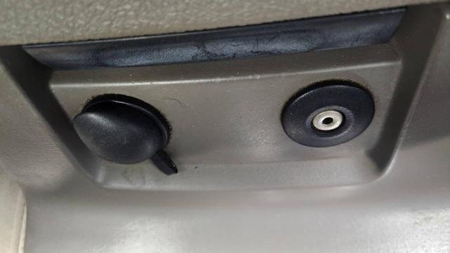 Photo of 2007 Silver Ford Explorer