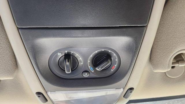 Photo of 2007 Silver Ford Explorer
