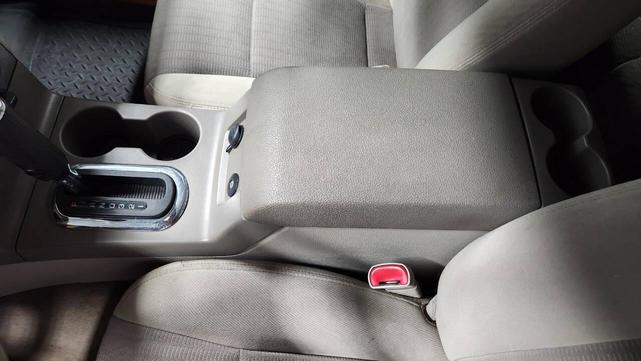 Photo of 2007 Silver Ford Explorer