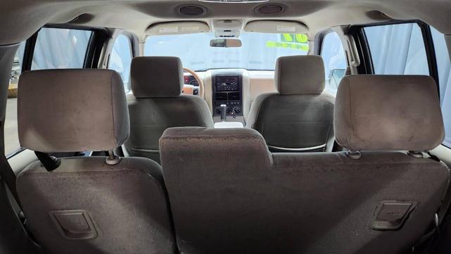 Photo of 2007 Silver Ford Explorer
