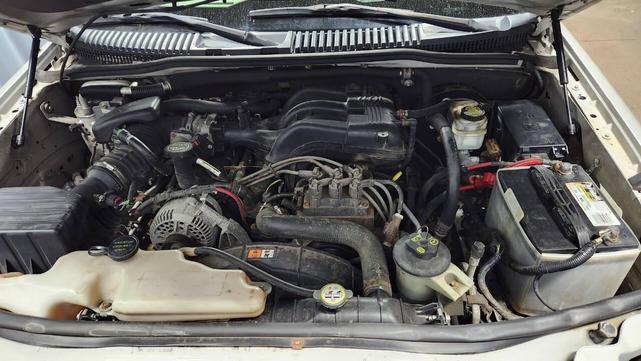 Photo of 2007 Silver Ford Explorer