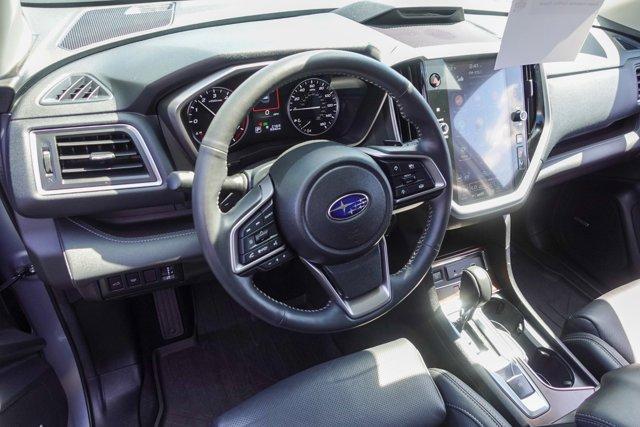 Photo of 2024 Ice Silver Metallic Subaru Ascent
