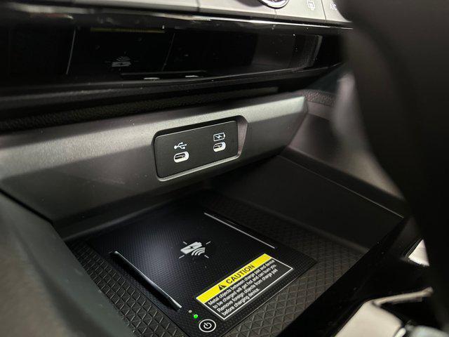 Photo of 2025 Crystal Black Pearl Honda Accord Hybrid