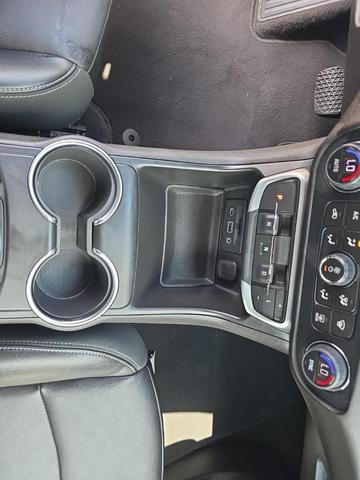 Photo of 2024 Summit White GMC Terrain