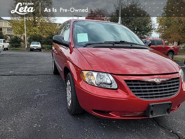 2004 Chrysler Town & Country