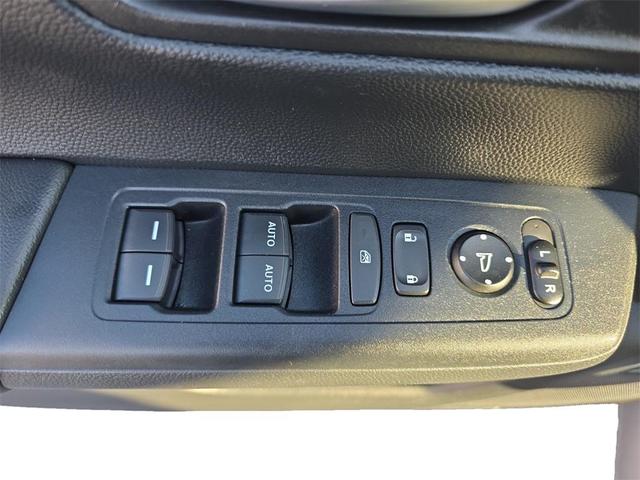 Photo of 2024 Lunar Silver Metallic Honda CR-V