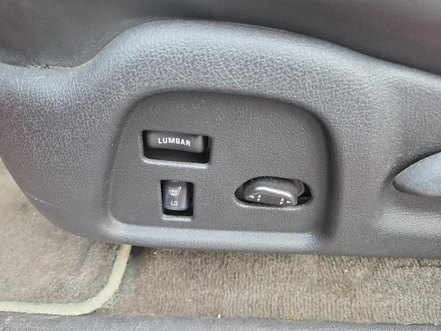 Photo of 2009 Victory Red Hummer H3