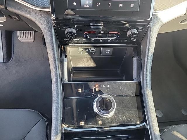 Photo of 2023 Velvet Red Pearlcoat Jeep Grand Cherokee
