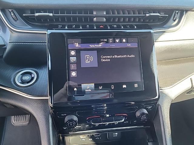 Photo of 2023 Velvet Red Pearlcoat Jeep Grand Cherokee