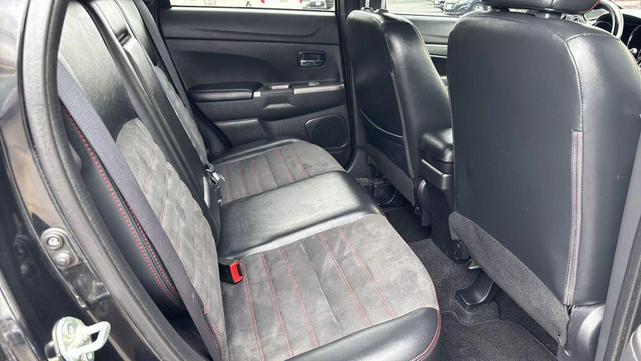 Photo of 2021 Labrador Black Metallic Mitsubishi Outlander Sport