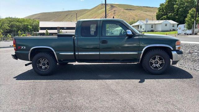 Photo of 2002 Polo Green Metallic GMC Sierra 1500