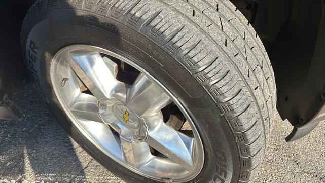 Photo of 2011 Mocha Steel Metallic Chevrolet Suburban