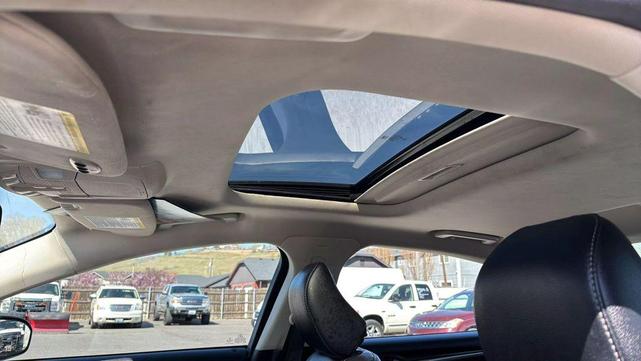 Photo of 2020 Iconic Silver Metallic Ford Fusion