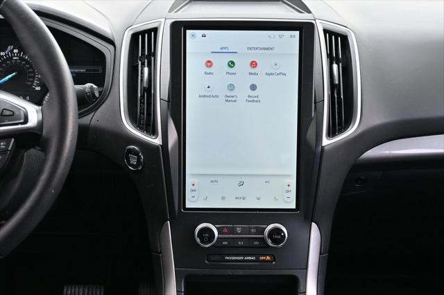 Photo of 2024 Oxford White Ford Edge