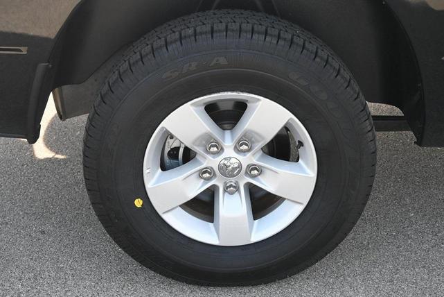 Photo of 2023 Diamond Black Crystal Pearlcoat RAM 1500 Classic
