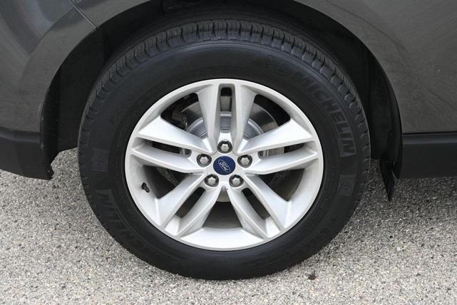 Photo of 2016 Magnetic Ford Edge