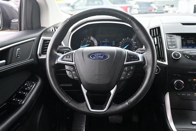 Photo of 2016 Magnetic Ford Edge