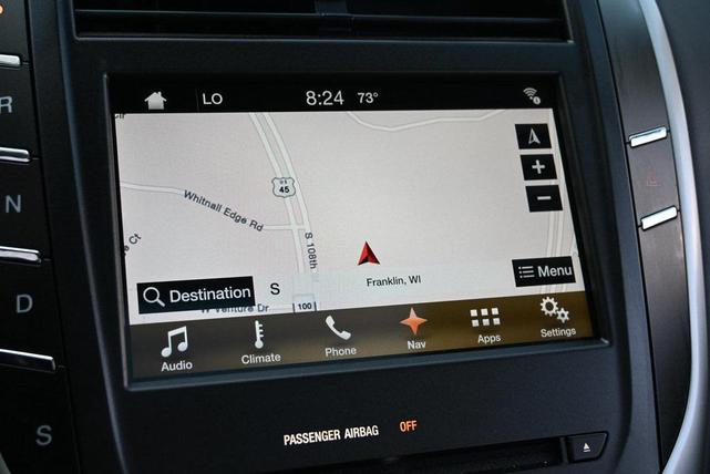 Photo of 2016 Confidential White Tri-Coat Lincoln MKC