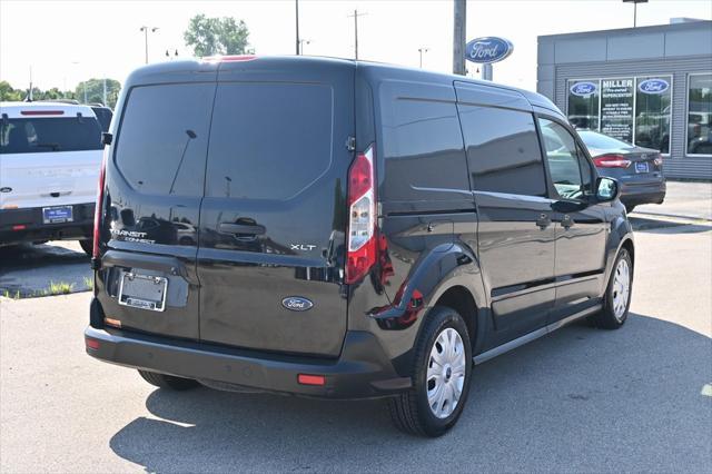 Photo of 2021 Black Metallic Ford Transit Connect