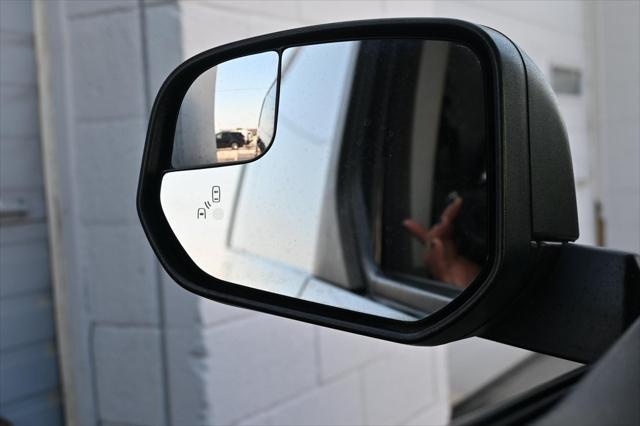 Photo of 2021 Black Metallic Ford Transit Connect