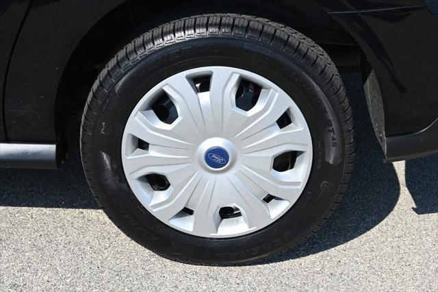 Photo of 2021 Black Metallic Ford Transit Connect
