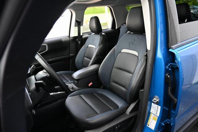 Photo of 2025 Blue Metallic Ford Bronco Sport