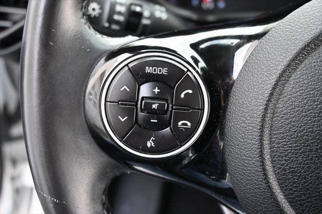 Photo of 2020 Snow White Pearl Kia Soul