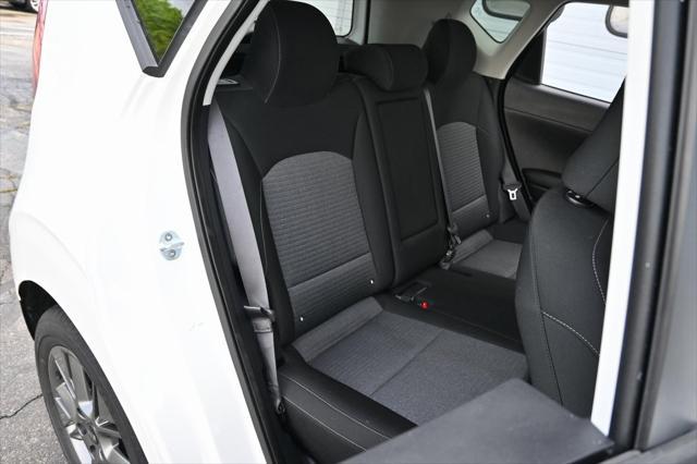 Photo of 2020 Snow White Pearl Kia Soul