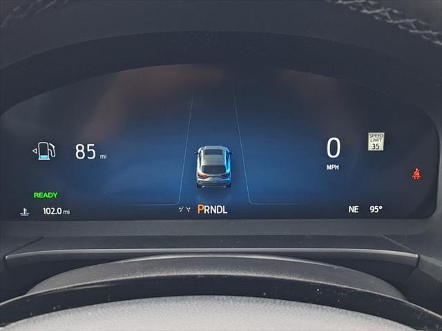 Photo of 2025 White Metallic Ford Escape