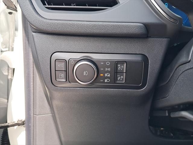 Photo of 2025 White Metallic Ford Escape