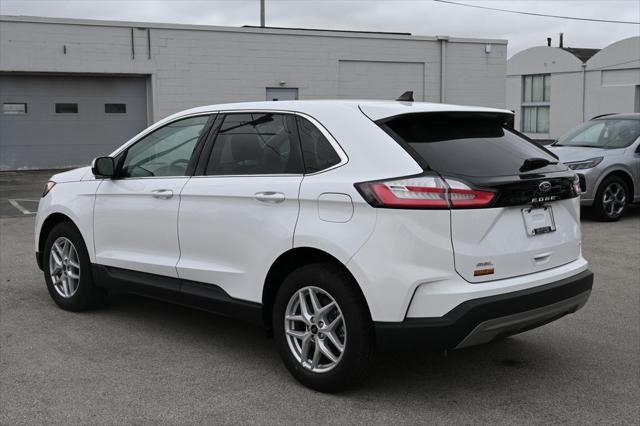 Photo of 2024 Oxford White Ford Edge