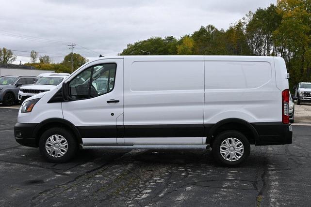Photo of 2023 OXFORD WHITE Ford Transit-250
