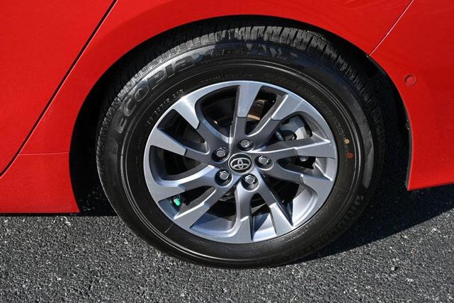 Photo of 2021 Supersonic Red Toyota Prius Prime